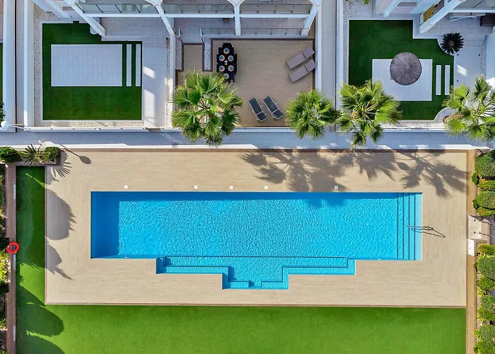 Newly Built With Direct Pool Access Apartment *