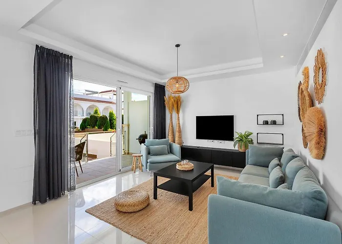 Newly Built With Direct Pool Access Apartment Rojales